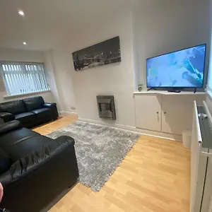 Modern Two Bed House Close To Centre , Belfast United Kingdom